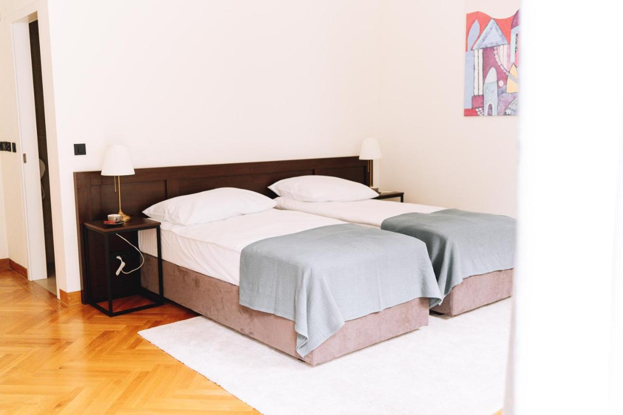 Bed and Breakfast Dvorac Jankovic Suhopolje Екстер'єр фото